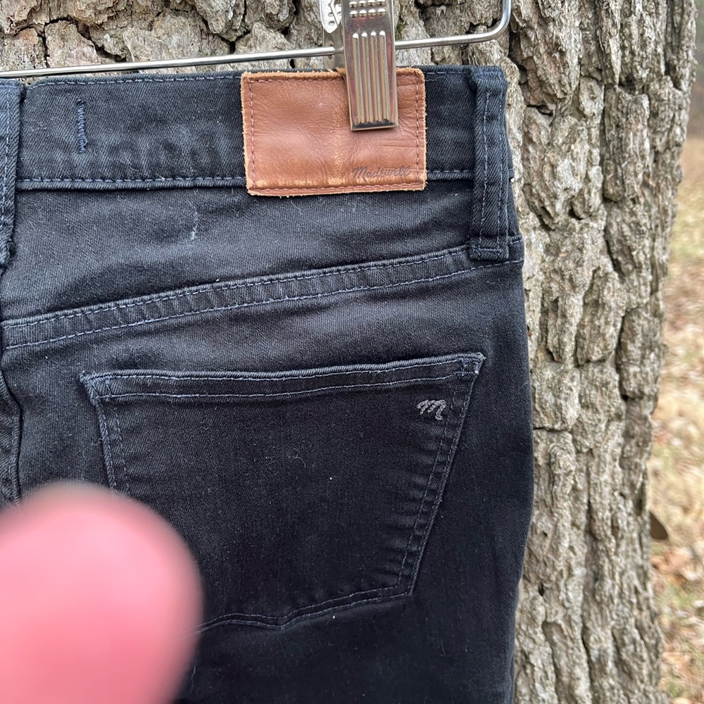⭐️Madewell Skinny Crop in size 28